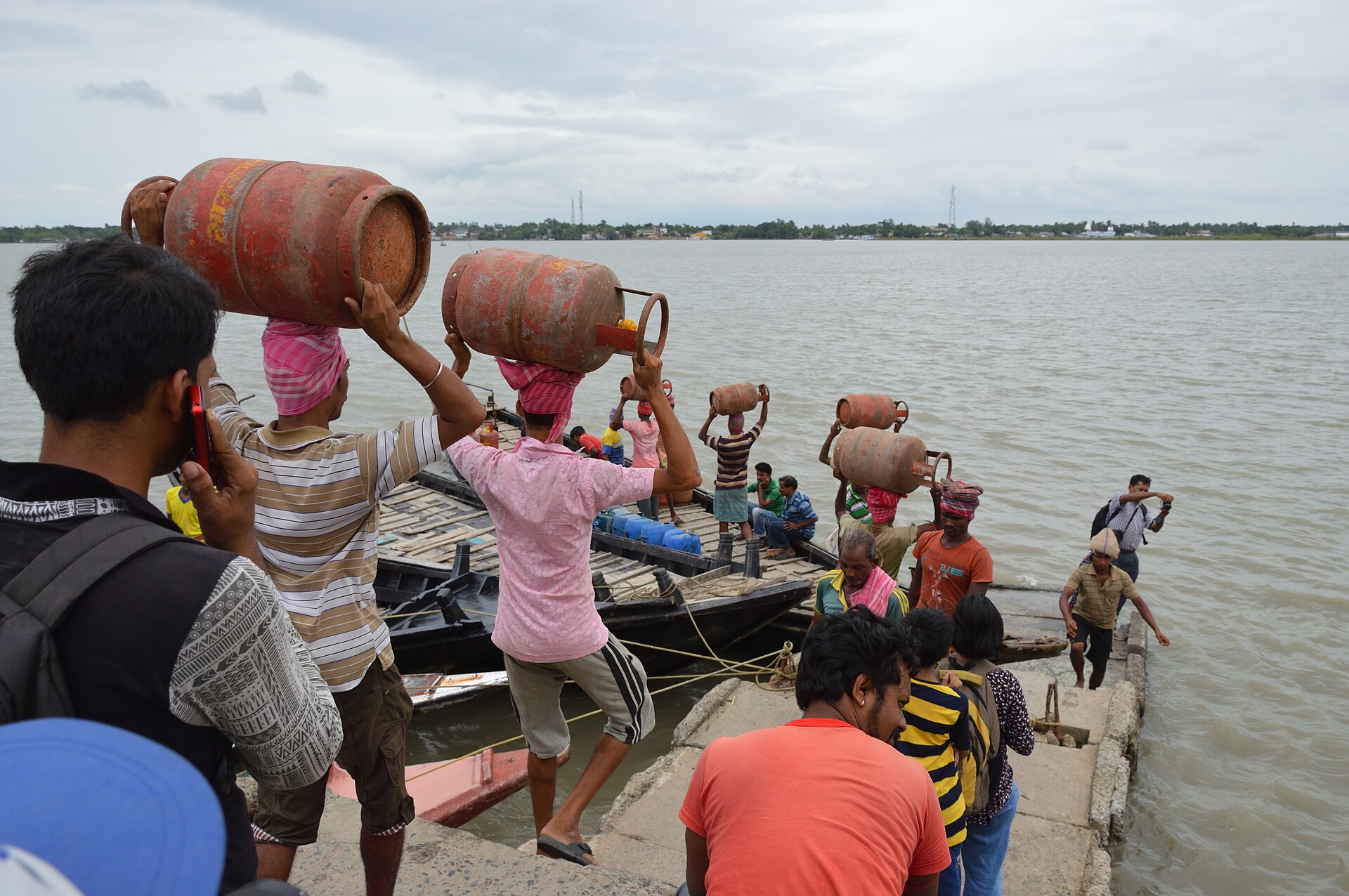 Bringing cleaner LPG to more households